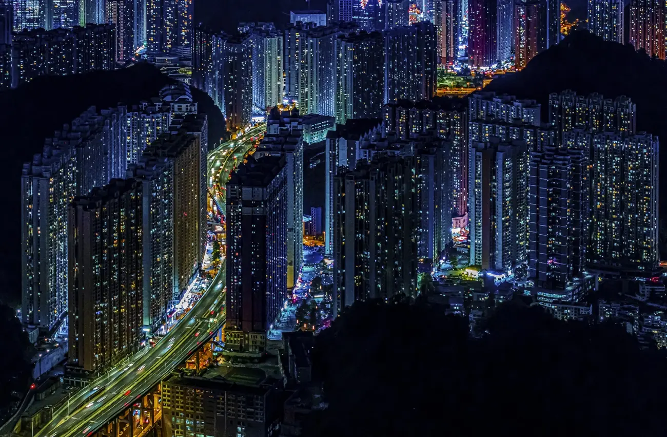 “Bridge brings into the city” by Xu Zhang (China). Urban category.